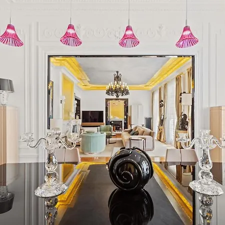 アパート Spectacular 3br Luxury - Arc De Triomphe, 264m2 パリ