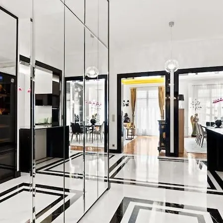 Spectacular 3br Luxury - Arc De Triomphe, 264m2 París