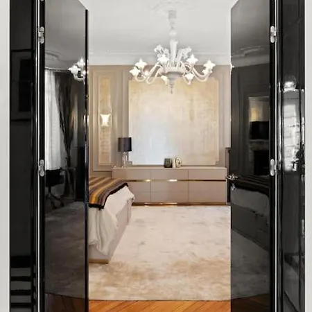 Spectacular 3br Luxury - Arc De Triomphe, 264m2 باريس